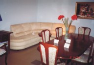 угловые диваны, раздвижные столы в салоне ГРЭВИ